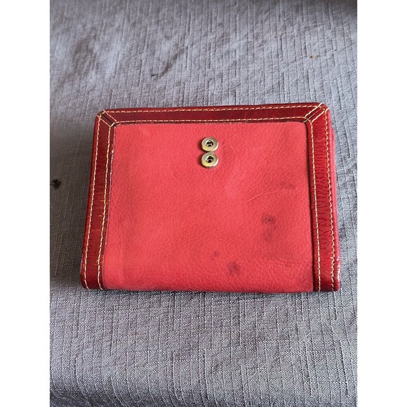 Fossil 5 1/2" x 4" (Folded) Red Leather Bi-Fold Passport Wallet Stained - Picture 7 of 8